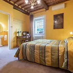 Panzió La Casa Medioevale 4*