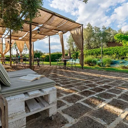 Acomodação com café da manhã  La Casa Medioevale 4*