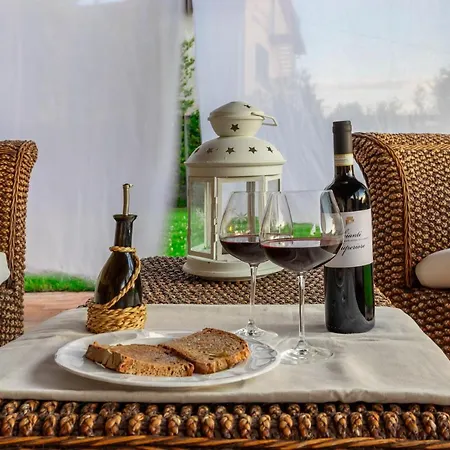 Acomodação com café da manhã  La Casa Medioevale 4*