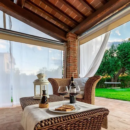 La Casa Medioevale Acomodação com café da manhã  Lamporecchio