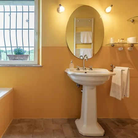 فندق مبيت وإفطار La Casa Medioevale 4*