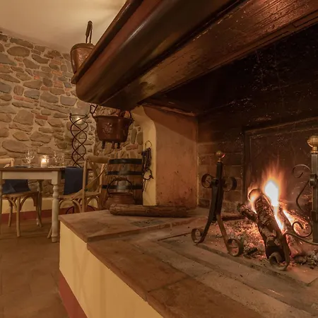La Casa Medioevale فندق مبيت وإفطار